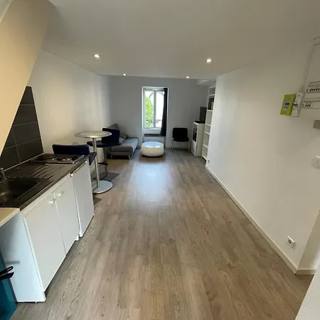 Appartements Sympas Et Confortables Pres De Paris Nanterre Exterior foto