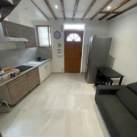 Appartements Sympas Et Confortables Pres De Paris Nanterre Exterior foto