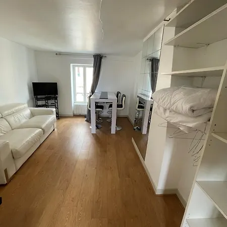 Appartements Sympas Et Confortables Pres De Paris Nanterre Exterior foto