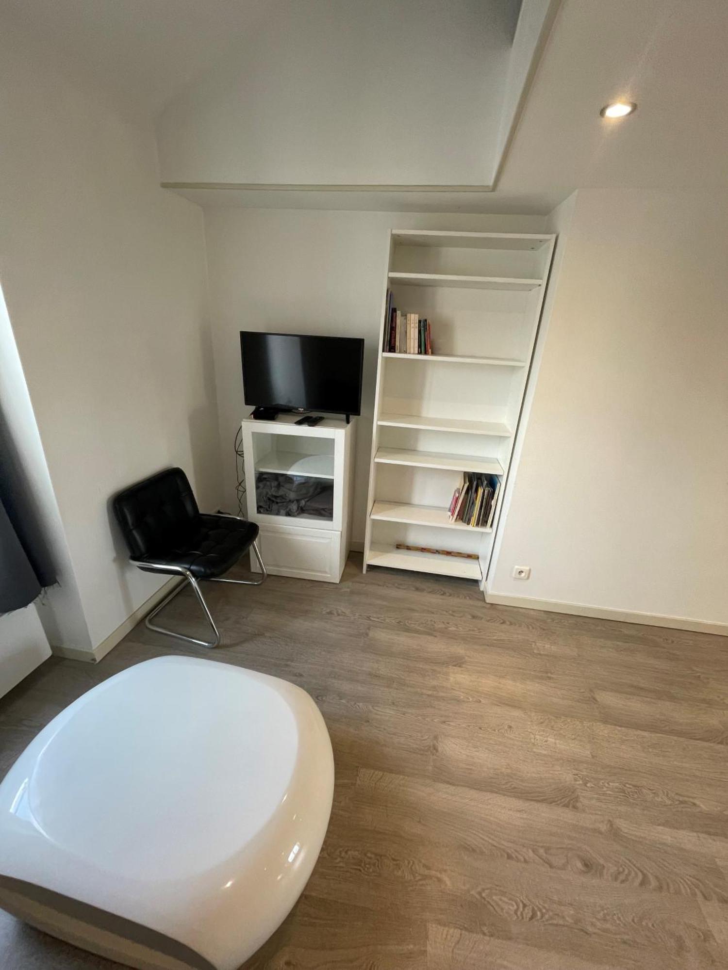 Sympas Et Confortables Pres De Paris Nanterre