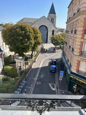 Sympas Et Confortables Pres De Paris Apartment